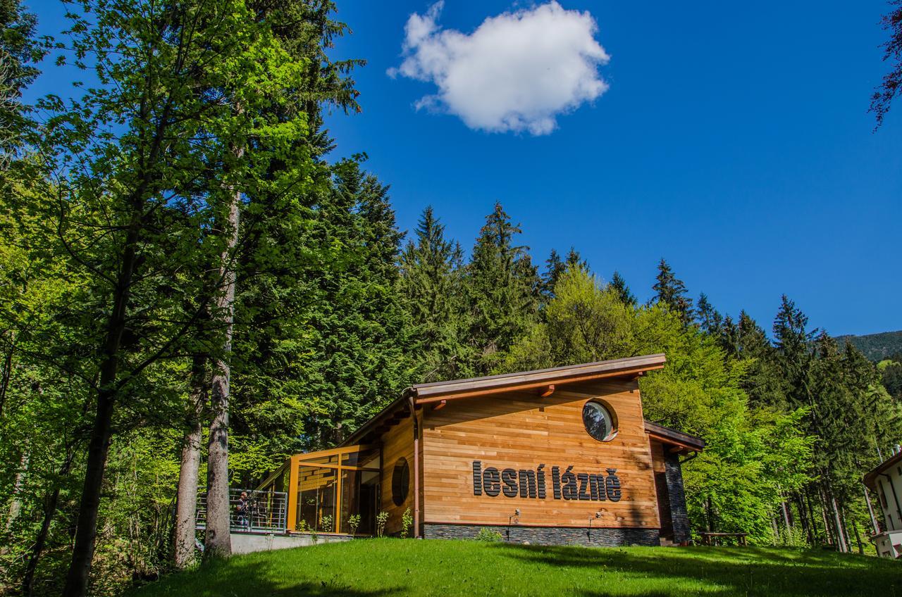 Horsky Hotel Celadenka / Mountain Resort Celadna Exterior photo