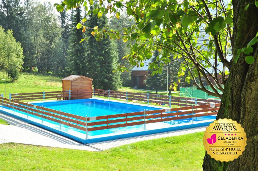 Horsky Hotel Celadenka / Mountain Resort Celadna Exterior photo