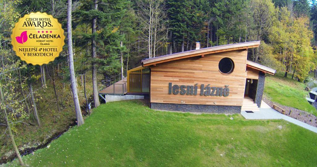 Horsky Hotel Celadenka / Mountain Resort Celadna Exterior photo